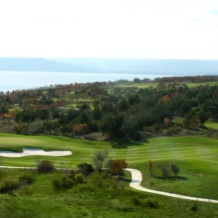 - Lighthouse Golf & Resort5* Balčik